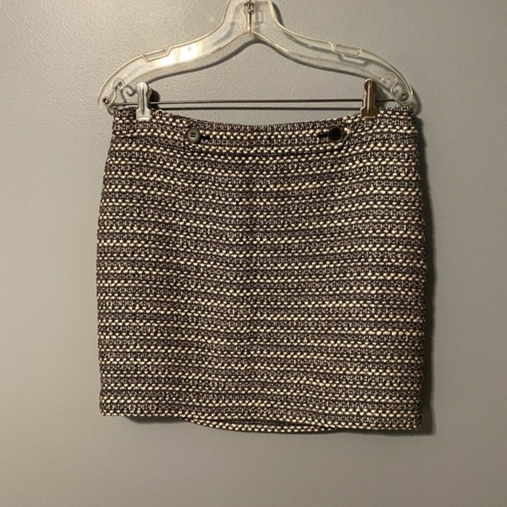 3/$20 LOFT skirt size 6